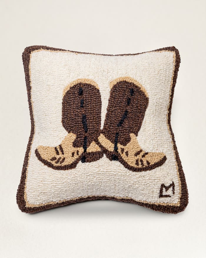 COWPOKE BOOTS HOOKED SQUARE PILLOW